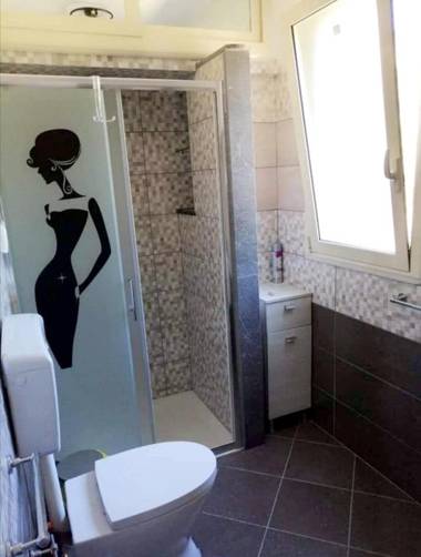 One bedroom house at Piana Calzata 100 m away from the beach with enclosed garden and wifi