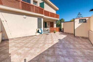 Villa Toti a 100 metri dal mare
