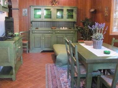 COLLEALCEPPO - RESIDENZA LE SORBE - Piscina panoramica 13 km dal mare