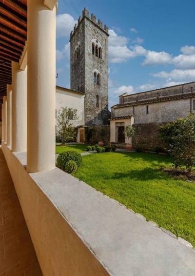 Badia Giulia Prestigious Historical B&B