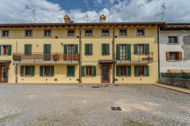 LEISURE & BUSINESS (Tempo libero & Business)