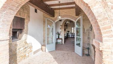 Il Colle Di Donna Ilaria 16