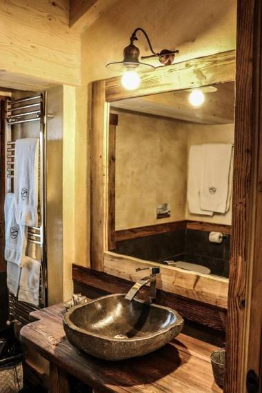 Ski and Spa Rooms - Chalet Francois in the pedestrian area 150 m from lift with car park