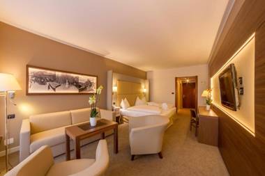 Dominik Alpine City Wellness Hotel - Adults only