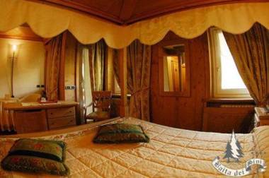Hotel Baita Dei Pini