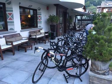 Hotel Alù Mountain Design