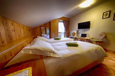 Meublè Cima Bianca Garni