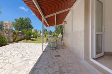 Villetta Paola by BarbarHouse