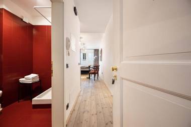 ROSA Goldenstern Residence