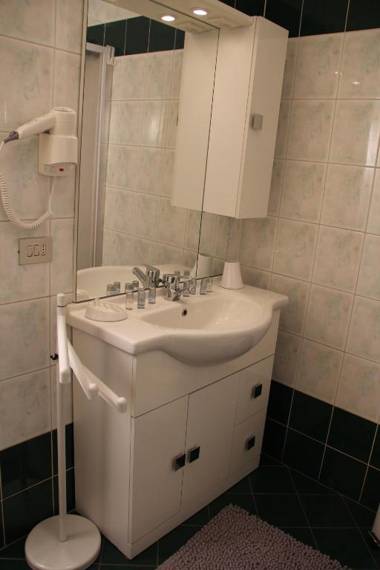 Emilia Levante Musica