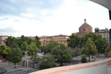 4 Star Family & Friends Apt - Self Check-in