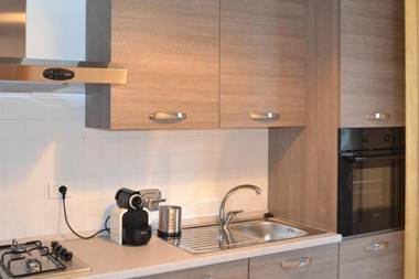 4 Star Family & Friends Apt - Self Check-in