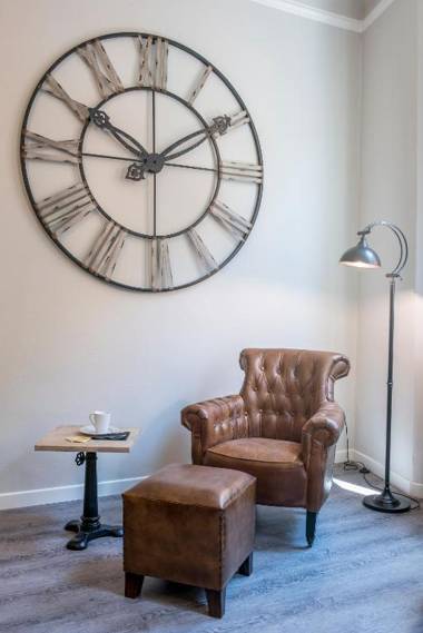 Steam House Room & Breakfast