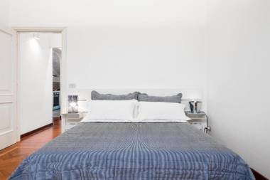 Pratello Elegante e Raffinata Mansarda