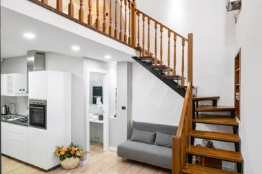 Duplex Luxurious Apt in the heart of Bologna