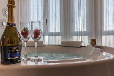 4 Star Suite SPA - Self Check-In