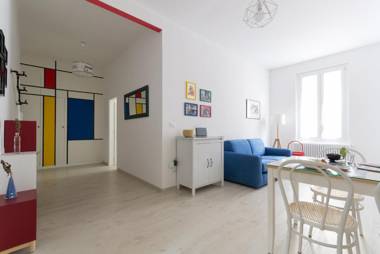 HouSmart Vicolo Bolognetti