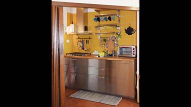 Qui Sentirai Il Battito Pulsante Di Bologna