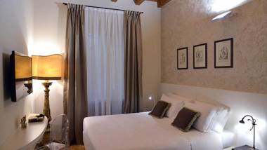 Phi Hotel Bologna Apartments