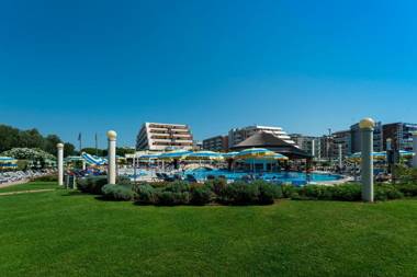 Savoy Beach Hotel & Thermal Spa