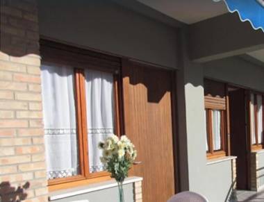 Three-room apartment with large terrace near the beach - Beach place included