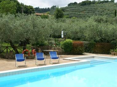 Kept apartment with communal pool hydromassage and beautiful views