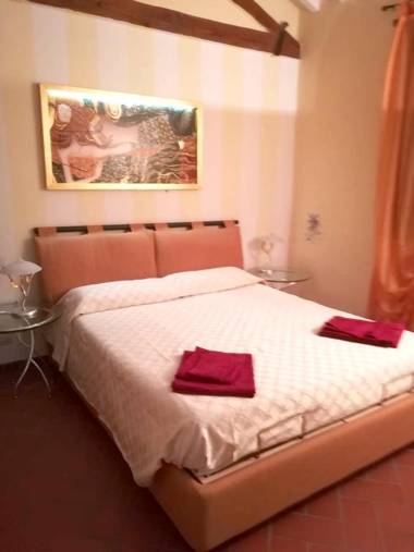 3 bedrooms villa with private pool enclosed garden and wifi at Osteria delle Noci