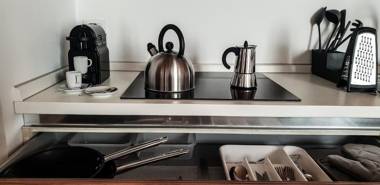 Design Central Apartment