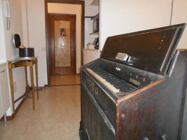 Jackie O' a la maison