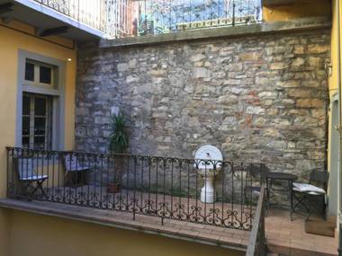 Casa Mario Lupo - Apartments and Rooms