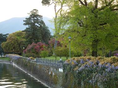 Colibrì LakeView Apartment