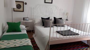 Neos Holiday House by La turr de Mezz Lca Bellagio