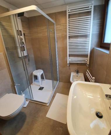 azalea Rooms & apartments domo 3 5