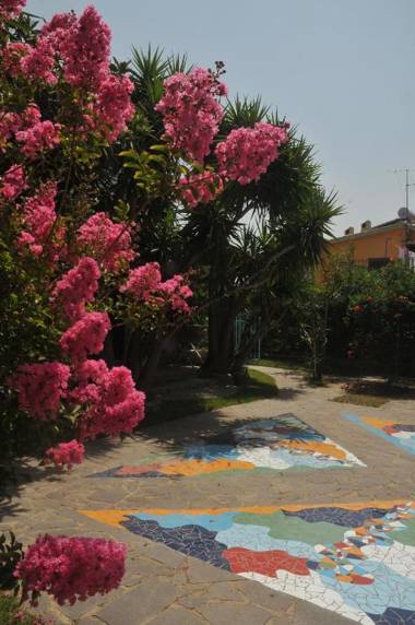 Villa Lanthana 2 storeys detached