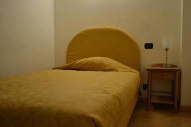 Gatto Bianco le Dimore