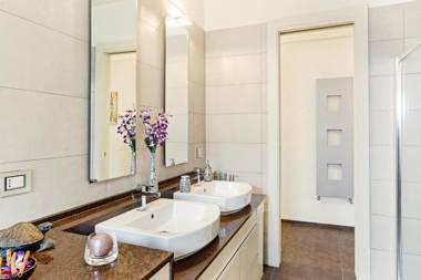 Bari Airport Seaview Apartment