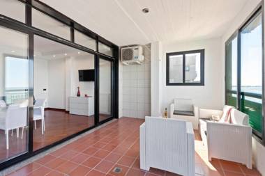 Bari Waterfront Apartment