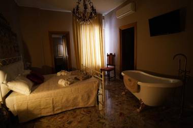 Bari Antica Boutique B&B