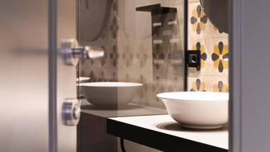 VIS Urban Suites&Spa