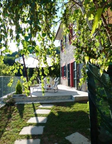 2 bedrooms villa with enclosed garden and wifi at Barga