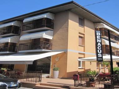 Hotel Benacus
