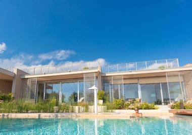 San Colombano Suites