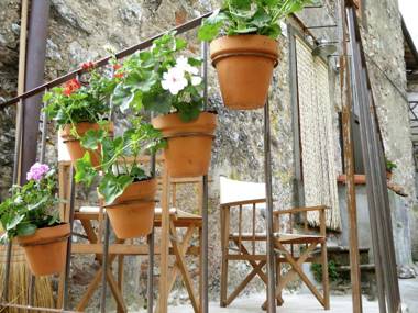 Hill-View Holiday Home in Bagni di Lucca with Terrace & Garden