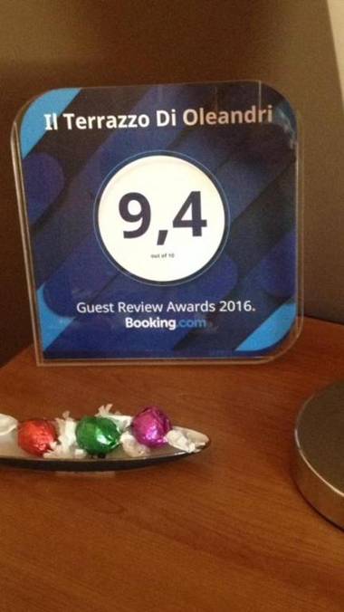 Il Terrazzo Di Oleandri