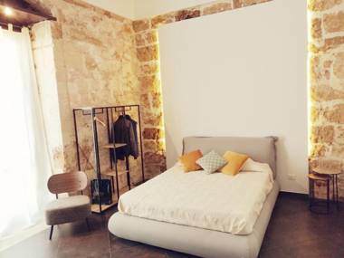 GARIBALDI MAISON DE CHARME