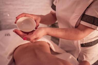 White Apartments & Spa