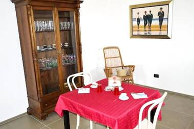 3 bedrooms appartement with city view shared pool and enclosed garden at Avellino