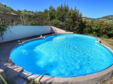 Attractive Holiday Home in Assisi with Swimming Pool