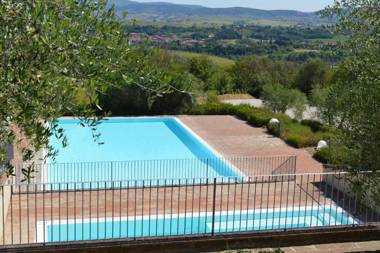 Holidays in apartment with swimming pool in Tuscany Siena