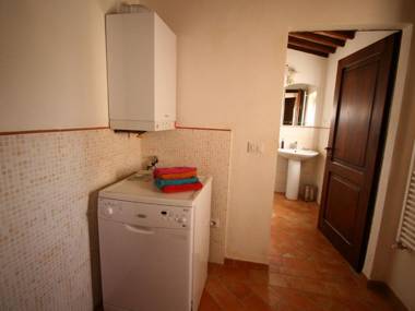 Gorgeous Cottage in Asciano with Swimming Pool